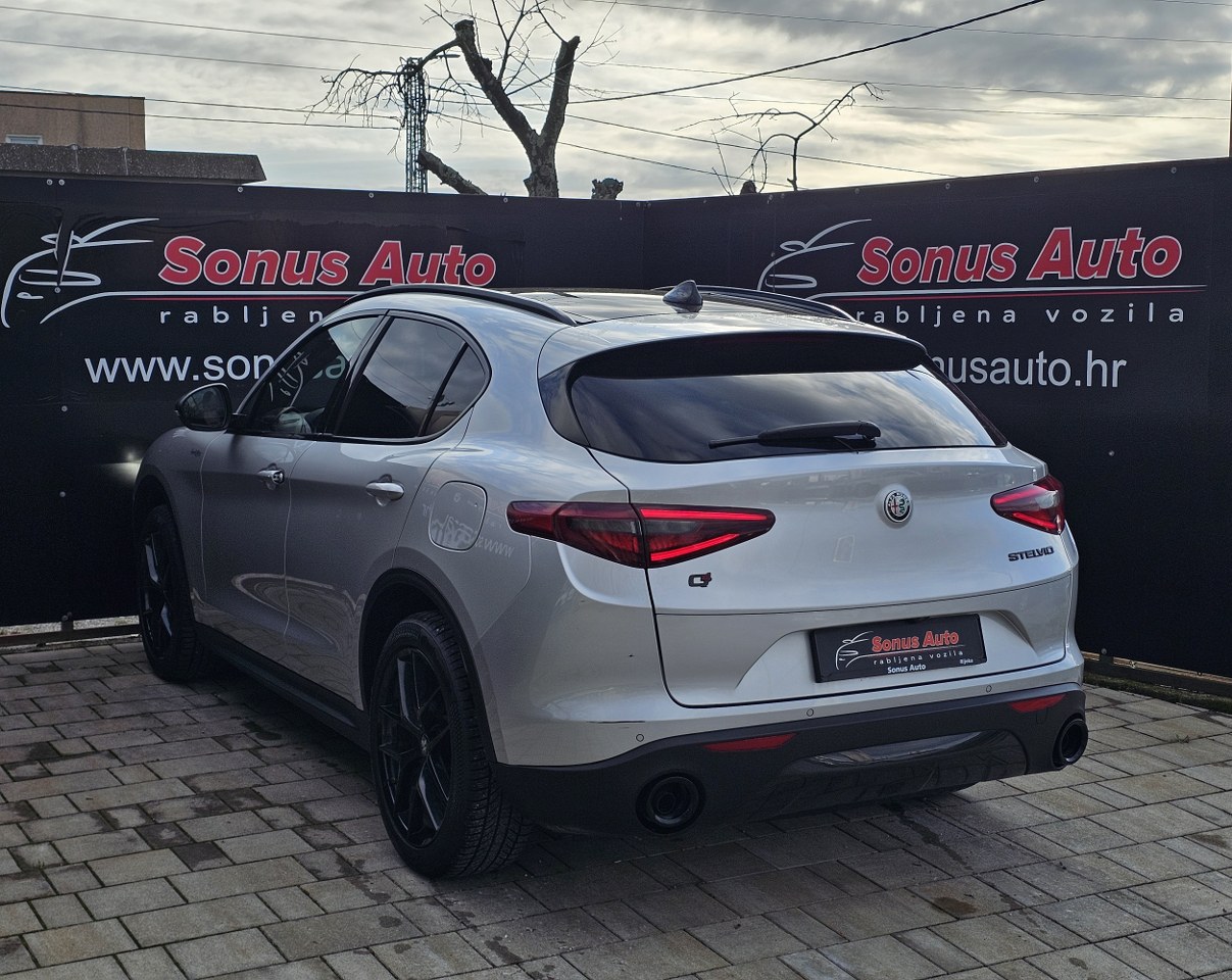 Alfa Romeo Stelvio 2.2 Diesel Q4
