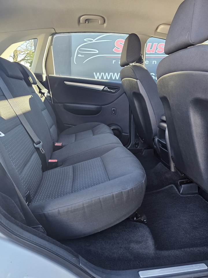 Mercedes-Benz B-klasa 180 CDI